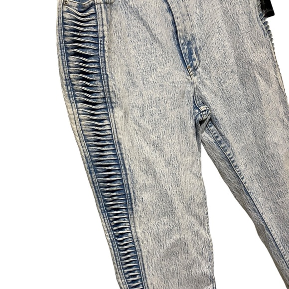 NWT Vintage 90s Daily Jeans Acid Wash High Rise Cutout Jeans NOS - Picture 2 of 15